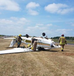 Pilot unhurt on Crash At Auburn Airport!